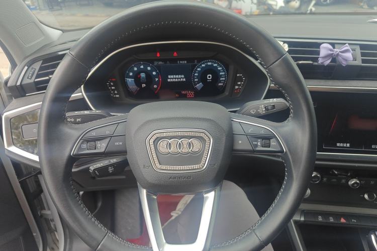 Used Audi Q3 2022 35 TFSI Progressive Dynamic Edition
