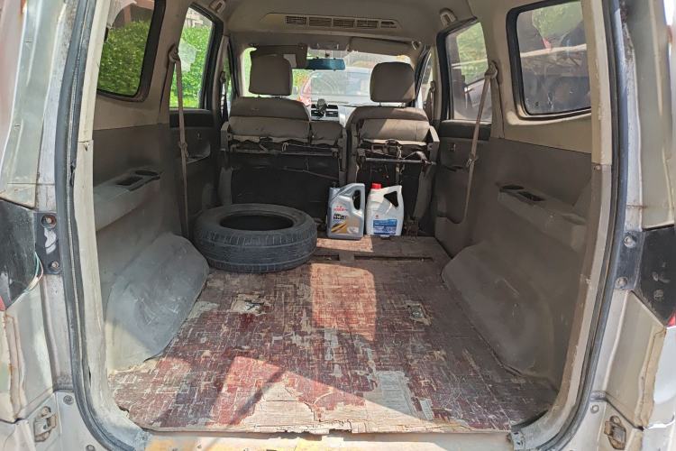 Used BAIC Weiwang M20 2014 1.5L Basic Version DAM15DL Trunk