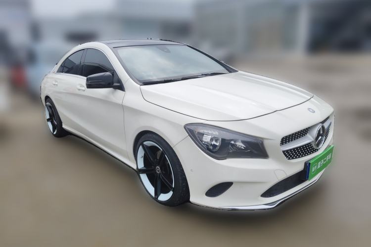 Used Mercedes-Benz CLA 2016 CLA 200 Sport Edition Front Right 45 Deg