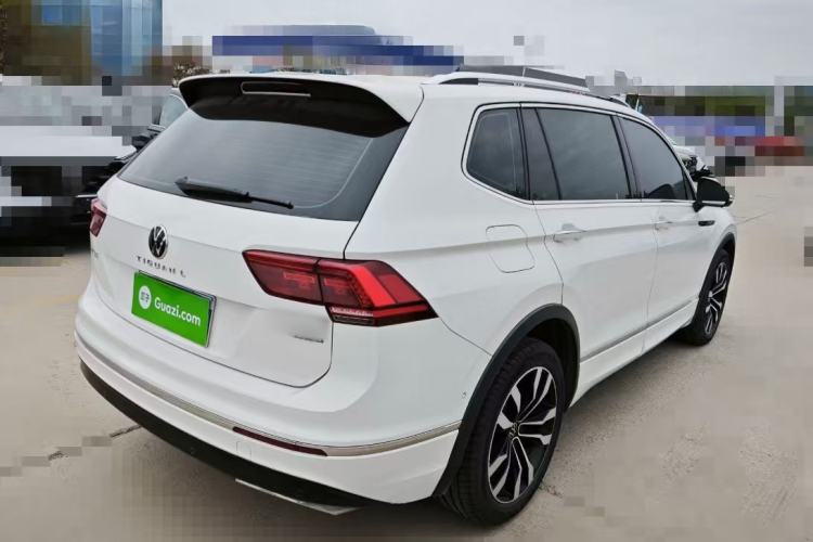 Used Volkswagen Tiguan L 2021 380TSI Automatic All-Wheel Drive R-Line Comfort Plus 7-Seater Rear Right 45 Deg