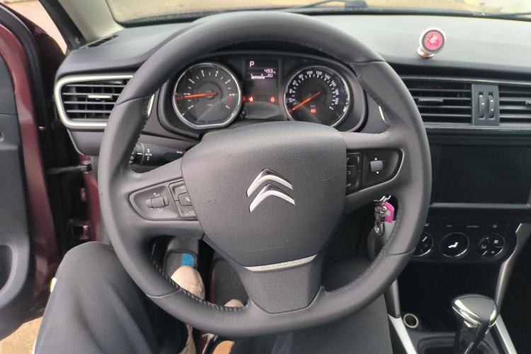 Used Citroen C3-XR 2015 1.6THP Automatic Pioneer Model
