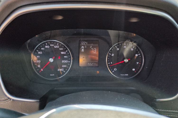 Used Roewe RX5 2016 20T Two-Wheel Drive Manual Flagship Edition
