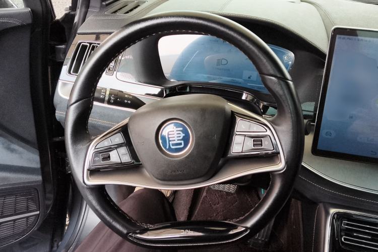 Used BYD Tang New Energy 2022 EV 730KM Luxury Model
