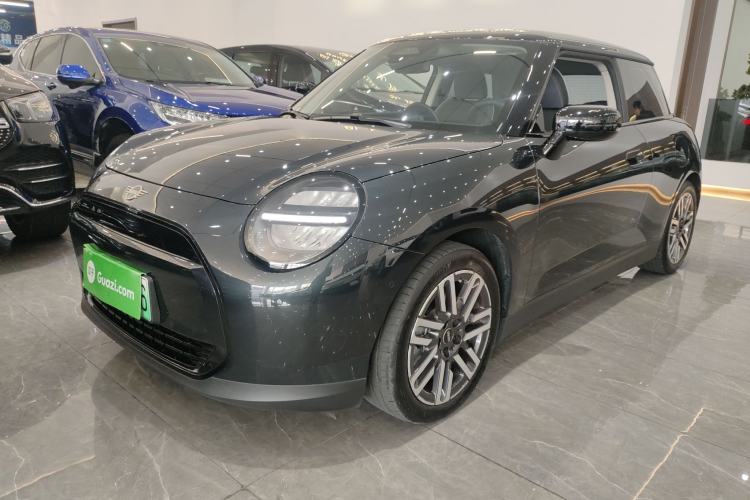 Used MINI Electric COOPER 2024 456km COOPER E Classic Edition