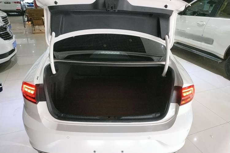 Used Volkswagen Lamando 2021 230TSI DSG Fashion Edition