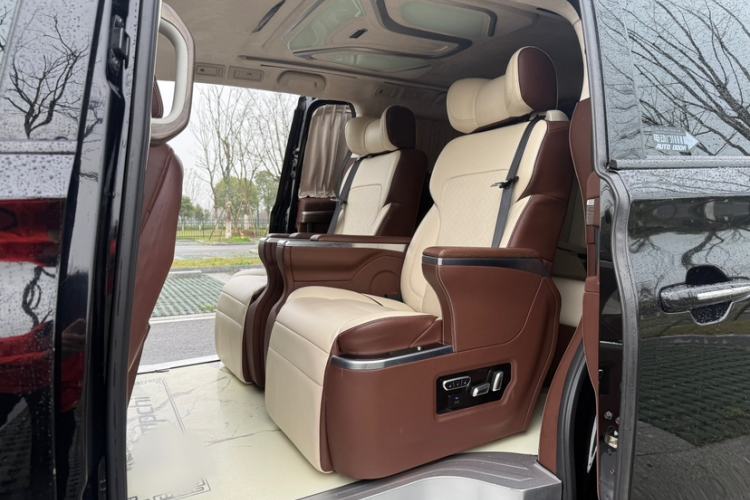 Used GAC Trumpchi M8 2021 Lingxiu Series 390T Deluxe Edition Interior 2