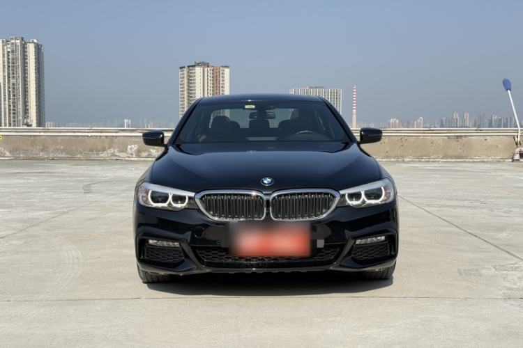 Used BMW 5 Series 2018 Restyled 530Li Leading Edition M Sport Package
