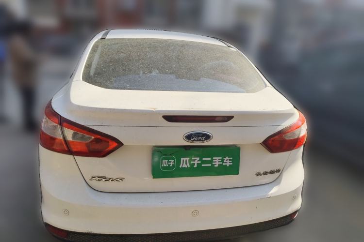 Used Ford Focus 2012 Sedan 1.6L Manual Fashion Edition
