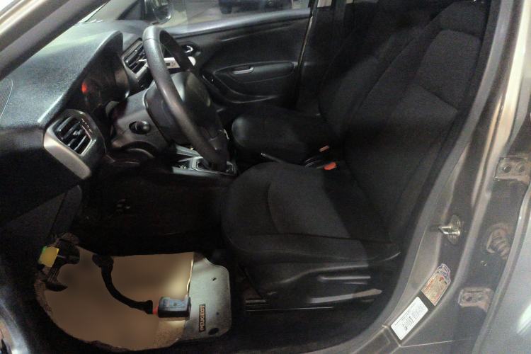 Used Peugeot 301 2014 1.6L Manual Comfort Edition
