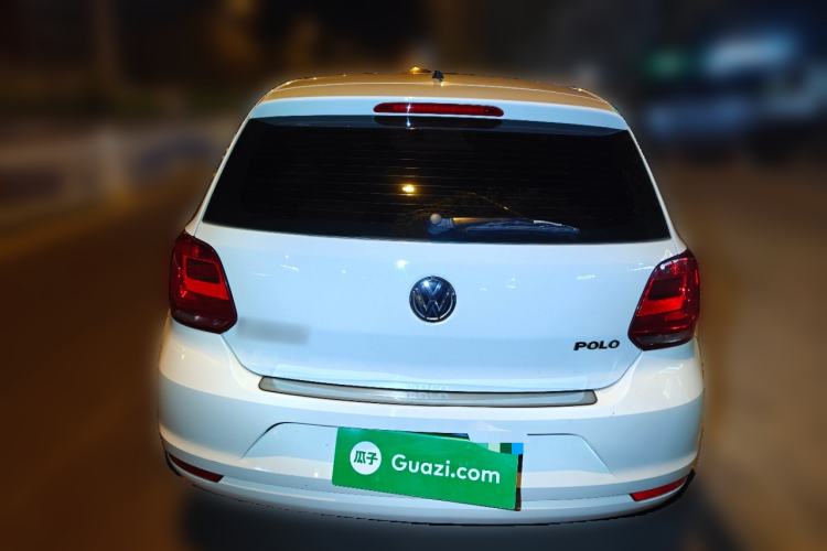 Used Volkswagen Polo 2014 1.4L Manual Fashion Edition
