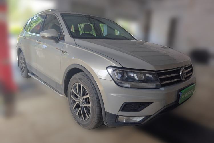 Used Volkswagen Tiguan L 2017 330TSI Automatic Two-Wheel Drive Luxury Edition
