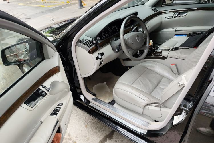 Used Mercedes-Benz S-Class 2010 S 300 L Luxury Model