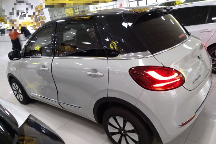 Used Wuling Bingo 2024 410 km Lingxi Deluxe Edition