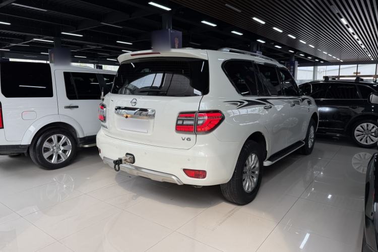 Used Nissan Patrol  Exterior 5
