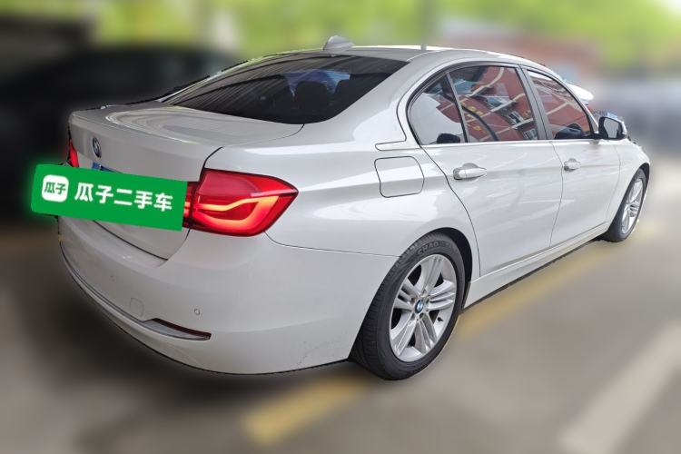 Used BMW 3 Series 2016 320Li Fashion Model Rear Right 45 Deg