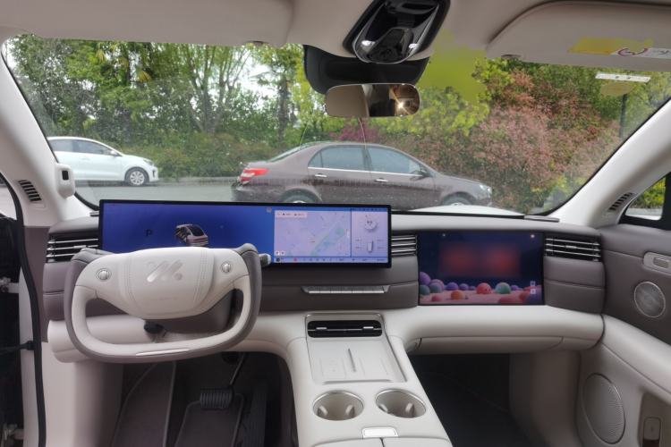 Used IM LS6 2026 Model Pure Electric Max Center Console