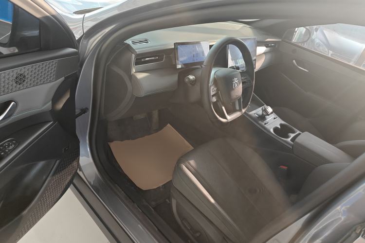 Used BYD Qin PLUS 2025 DM-i Smart Drive 120KM Superior Model
