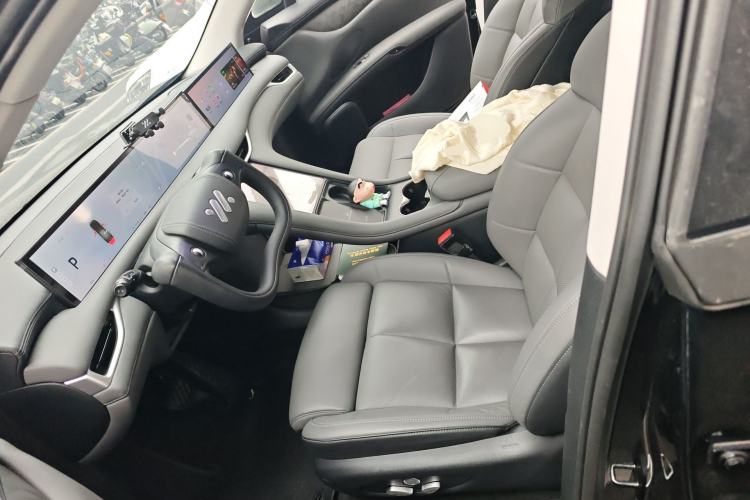 Used IM LS6 2023 Max Standard Edition