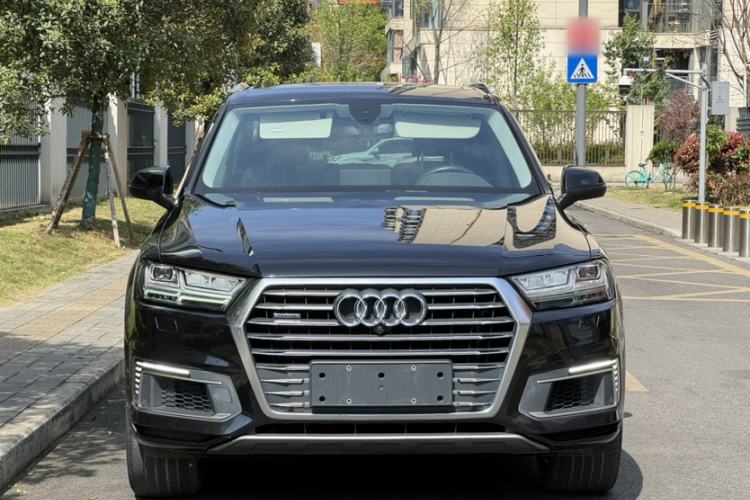 Used Audi Q7 New Energy 2019 55 e-tron
