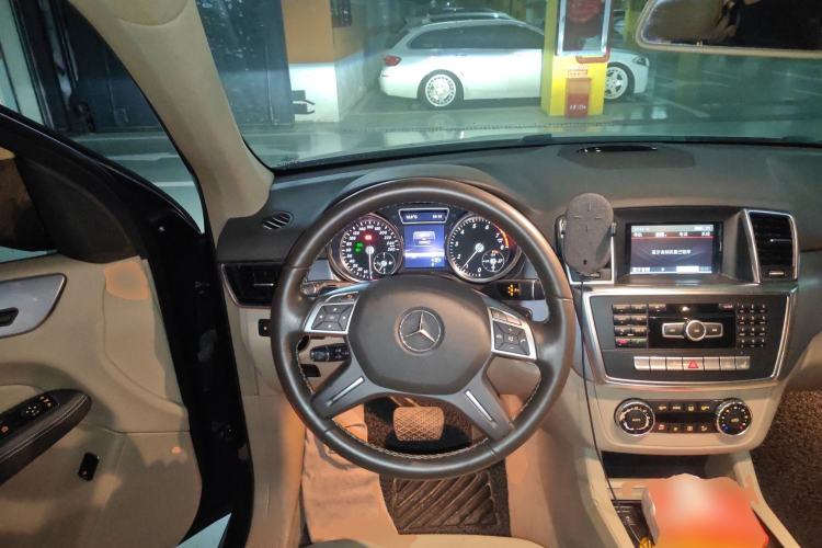 Used Mercedes-Benz M-Class 2012 ML 300