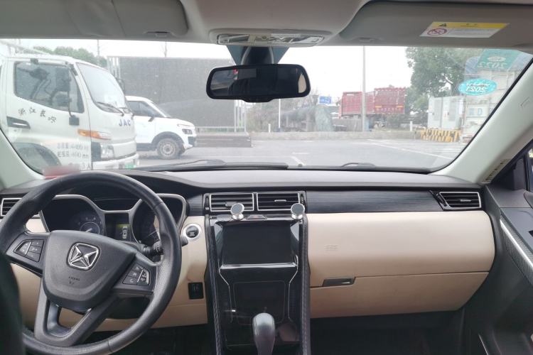 Used JMC Yusheng S330 2016 1.5L GTDi Automatic All-Wheel-Drive Flagship Edition
