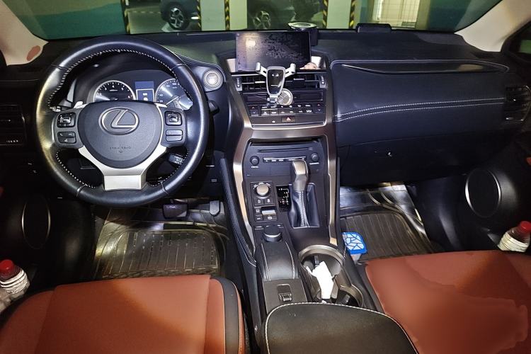 Used Lexus NX 2015 200T All-Wheel-Drive Fēngshàng Edition
