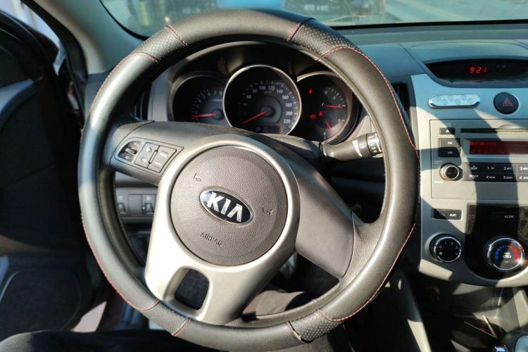 Used Kia Forte 2014 1.6L AT GL
