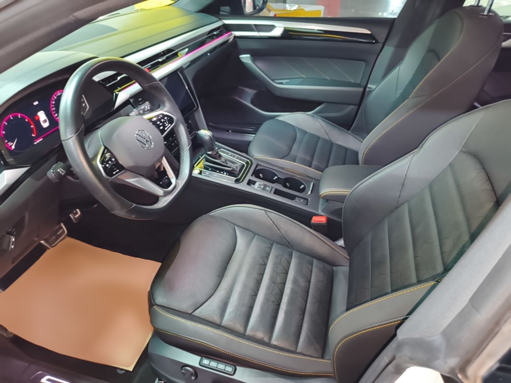 Interior delantero