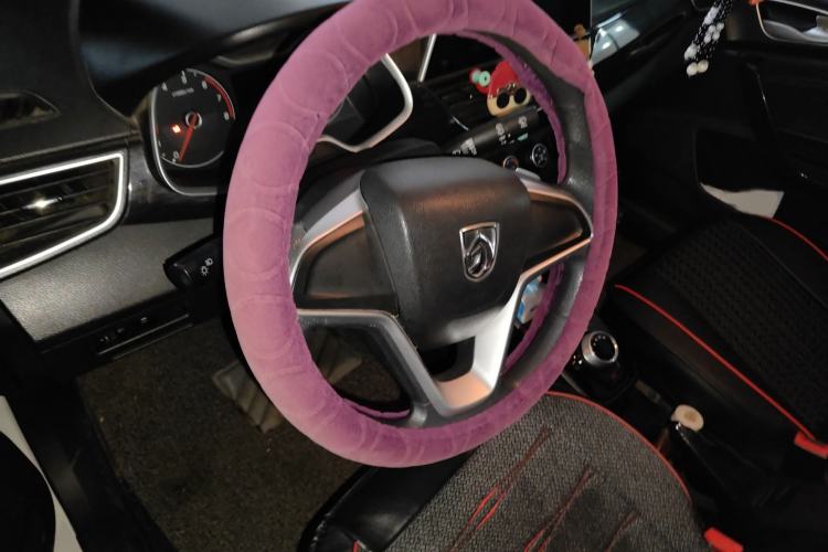 Used Baojun 310 2017 1.5L Automatic Fashion Model
