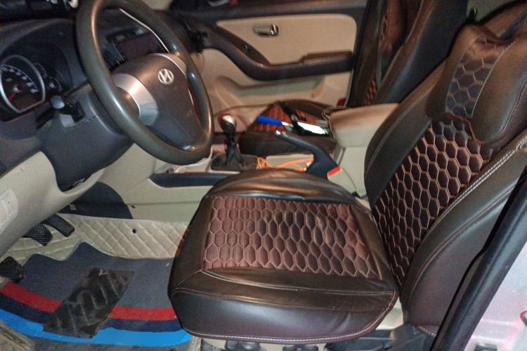 Used Hyundai Celesta 2010 1.6L MT GLS Left Front Seat