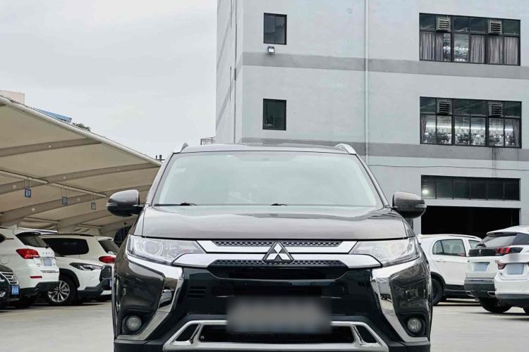 Used Mitsubishi Outlander 2019 2.0L Two-Wheel Drive Comfort Edition 5 Seats China V Standard Exterior 4