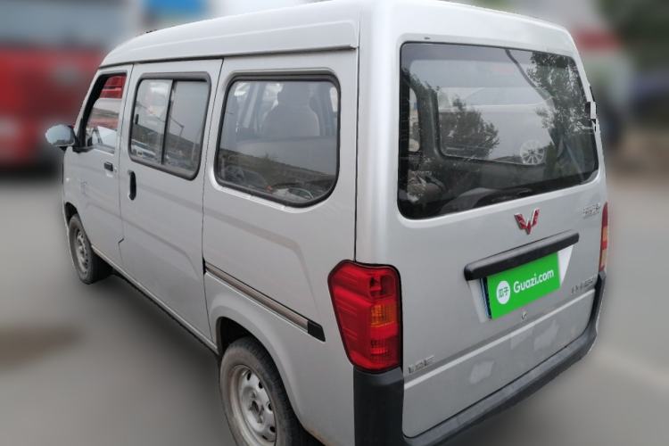 Used Wuling Zhiguang 2015 1.2L S Practical Model LSI
