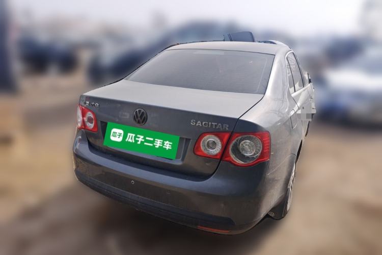 Used Volkswagen Sagitar 2006 1.6L Manual Fashion Model Rear Right 45 Deg