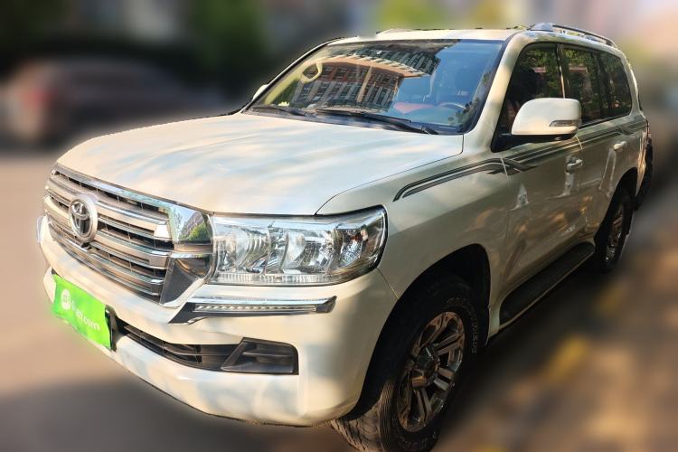 Used Toyota Land Cruiser 2018 4.0 Iron-Wheel Refrigerator Basic Version with No Electric Base Middle East Market
