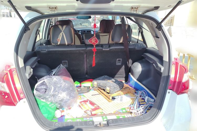 Used Suzuki Liana A6 2015 Hatchback 1.4L Manual Ideal Model Trunk