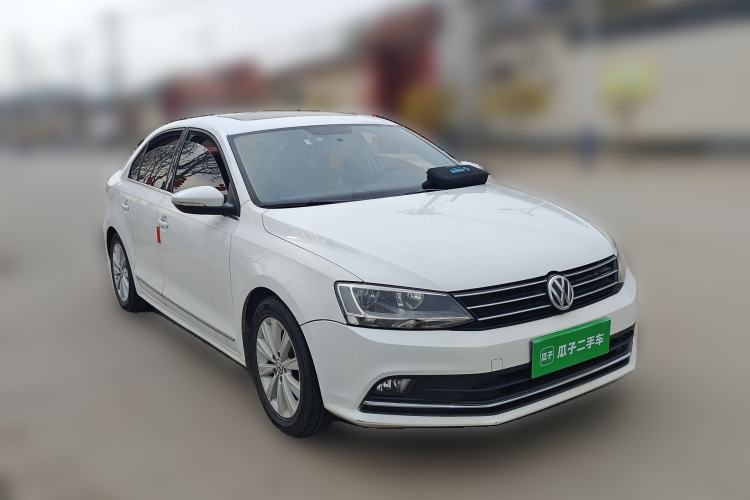 Used Volkswagen Sagitar 2015 230TSI Automatic Comfort Version