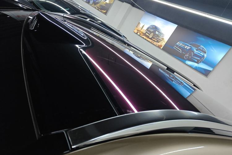 Used Hima AITO M9 2025 All-Electric Ultra Version 100 kWh 5-Seater Model Roof