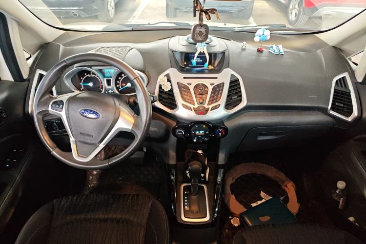 Used Ford EcoSport 2013 1.5L Automatic Prestige Model Center Console