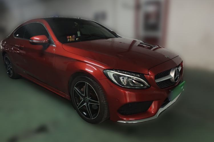 Used Mercedes-Benz C-Class 2018 C 200 Coupe Front Right 45 Deg