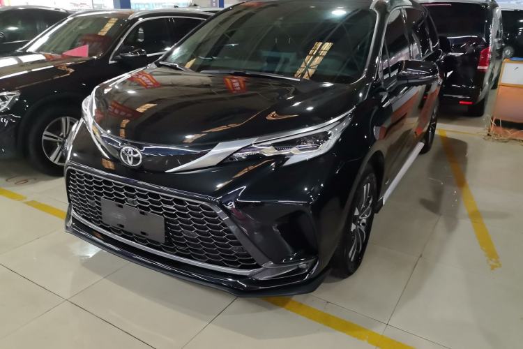 Used Toyota Granvia 2024 2.5L Hybrid Prestige PLUS Four-Wheel Drive Version