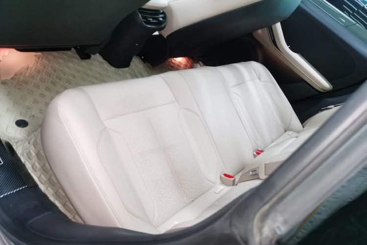 Used Nio ET5T 2023 75 kWh Touring Left Rear Seat