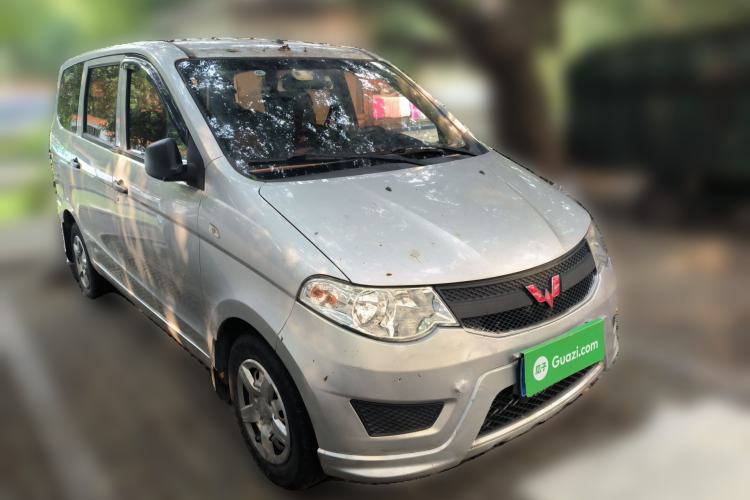 Used Wuling Hongguang 2018 1.5L Classic S Base Model Front Right 45 Deg