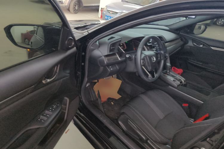 Used Honda Civic 2021 HATCHBACK 220TURBO CVT Trendy Cool Edition