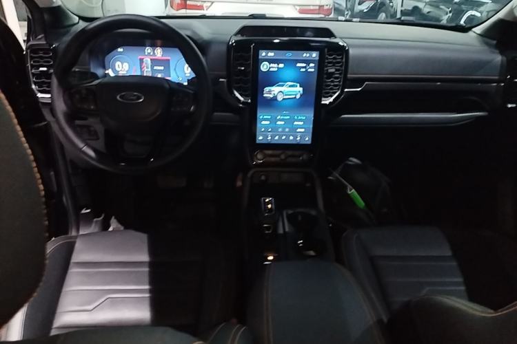 Used Ford Ranger 2023 Trailblazer 4x4 Automatic Version – Gasoline Center Console