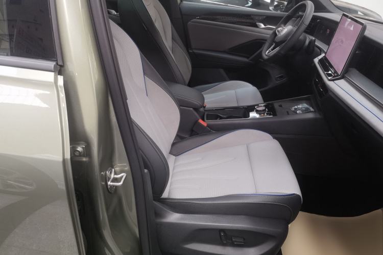 Used Volkswagen Tayron 2025 Tiguan L 380TSI 4Motion Luxury Easy Package