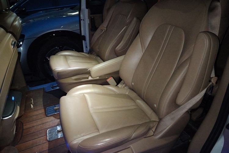 Used Buick GL8 2020 ES Land Cruiser 653T Luxury Edition Left Rear Seat