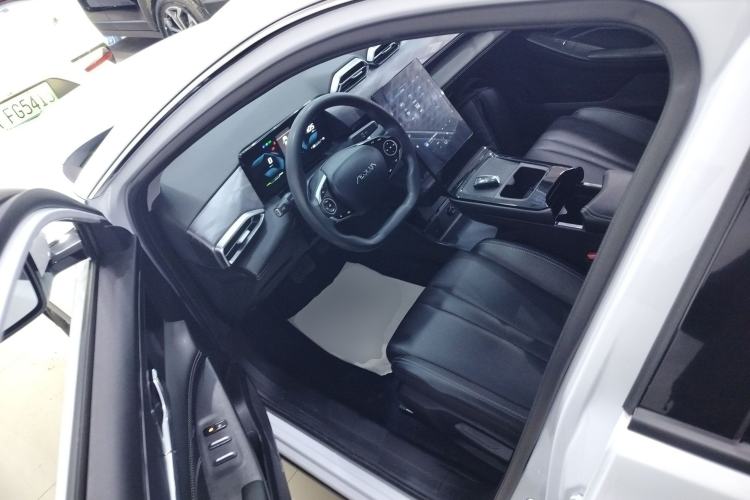 Used Dongfeng Aeolus SKY EV01 2024 530km PRO
