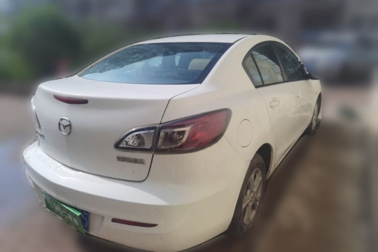 Used Mazda 3 2011 Sedan 1.6L Manual Comfort Model
