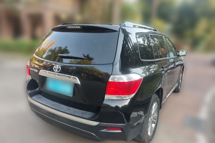 Used Toyota Highlander 2012 2.7L Two-Wheel Drive 7-Seater Luxury Edition
