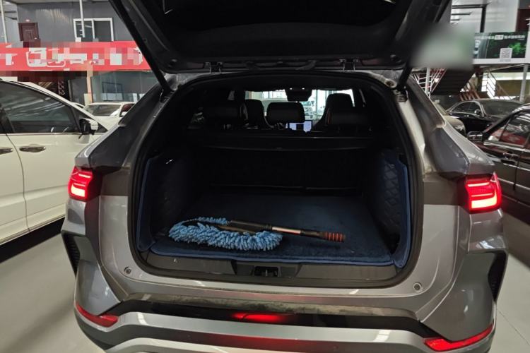 Used BYD Song PLUS New Energy 2024 HONOR Edition DM-i 110km Flagship PLUS Trunk